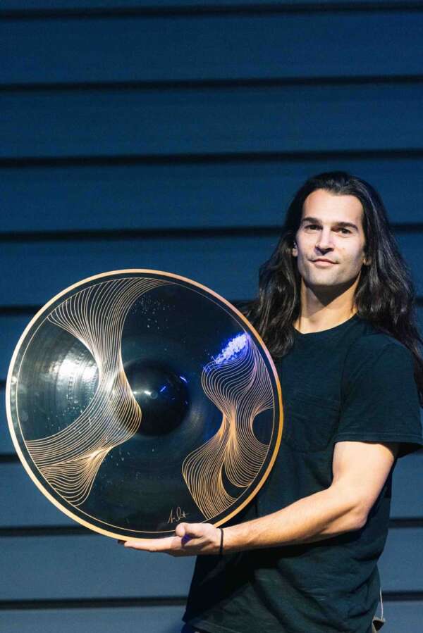 アリック・インプロタが手掛けた「ARCWAVE」